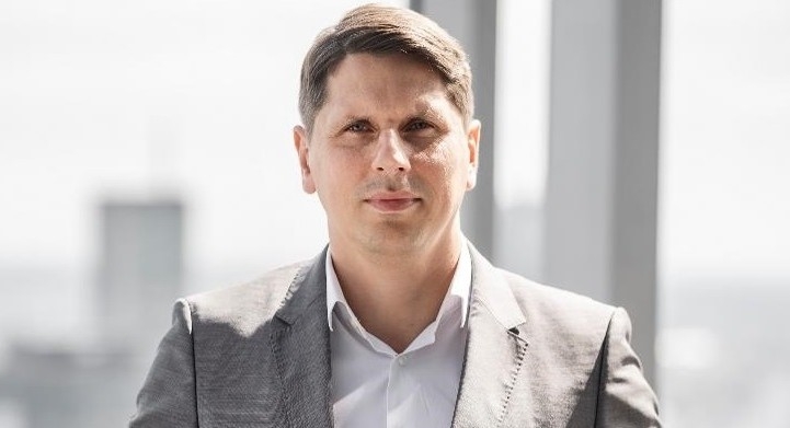 Marcin Ludwiszewski szefem "Purple Team" w Standard Chartered